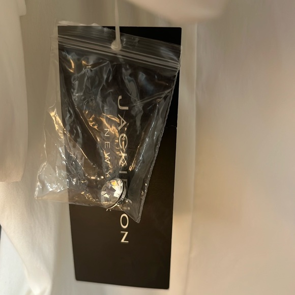 NWT Jackie Jon White Formal Top Size 4 - Picture 5 of 6